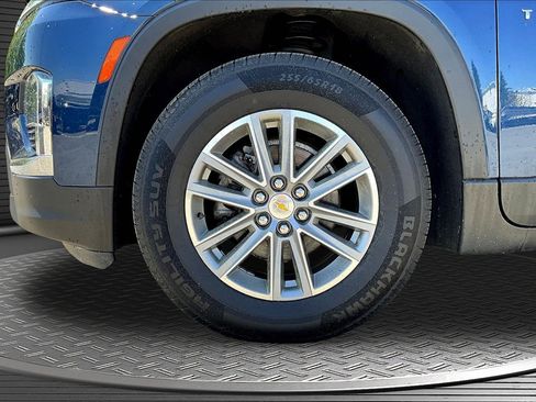 Used 2022 Chevrolet Traverse LT AWD/4WD image 25