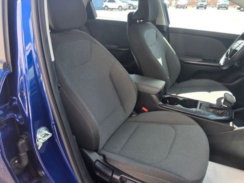 Used 2025 Kia K4 FWD image 28