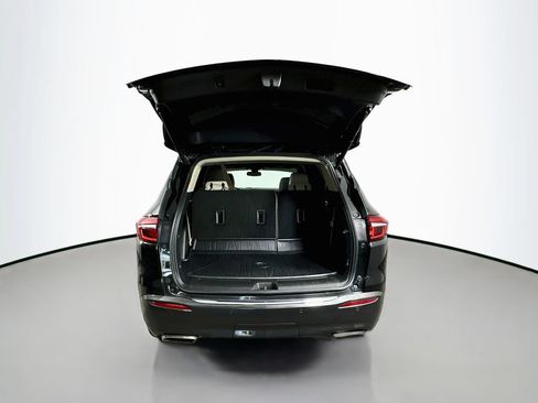 Used 2020 Buick Enclave Premium w/ Sun and Sites Package FWD image 38