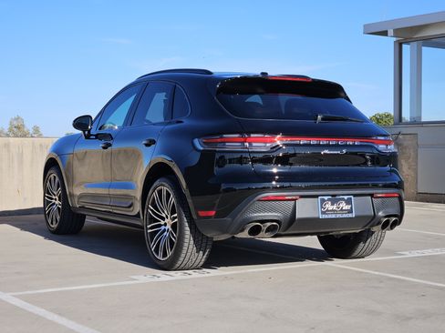 Used 2023 Porsche Macan S image 3