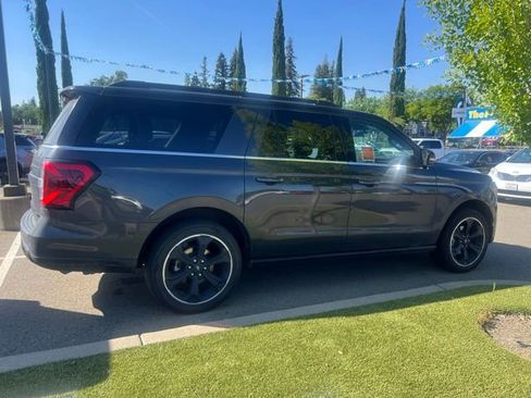 Certified 2023 Ford Expedition Max Limited AWD/4WD image 6