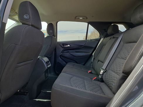 Used 2021 Chevrolet Equinox LT image 14