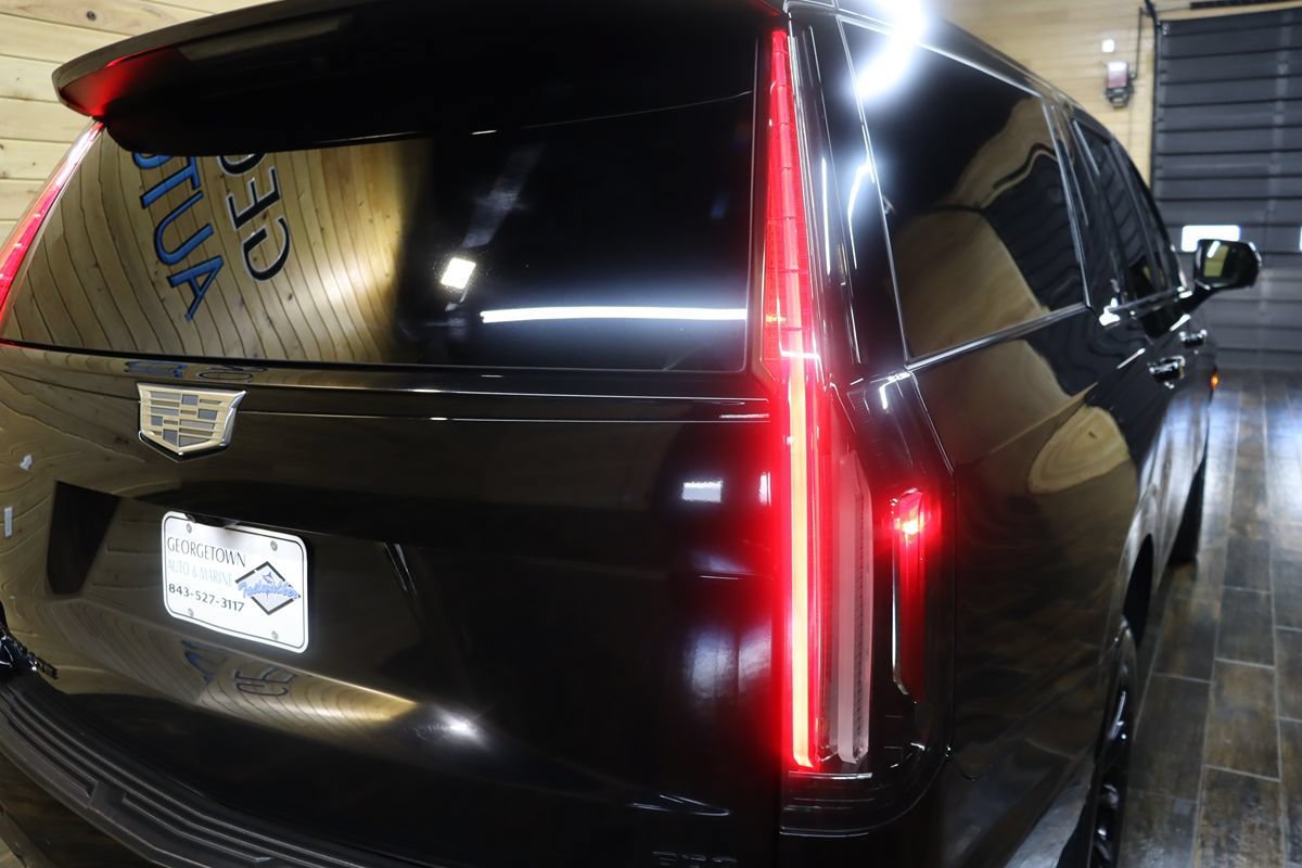 Used 2024 Cadillac Escalade ESV Sport w/ LPO, ONYX Package AWD/4WD image 19