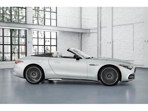 New 2026 Mercedes-Benz Maybach SL 680 image 17