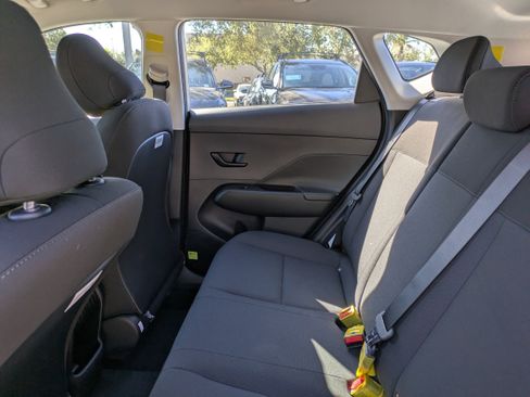 New 2026 Hyundai Kona SE image 13