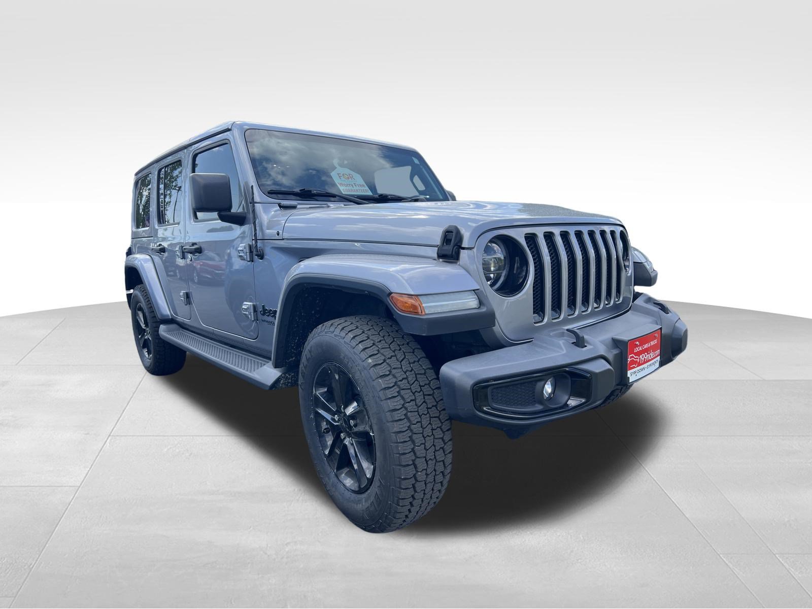 Used 2021 Jeep Wrangler Unlimited Sahara AWD/4WD image 3