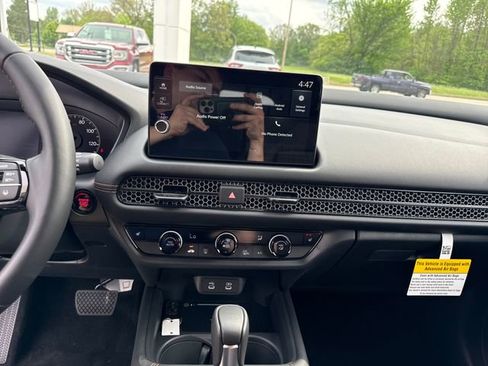 New 2026 Honda HR-V Sport image 16