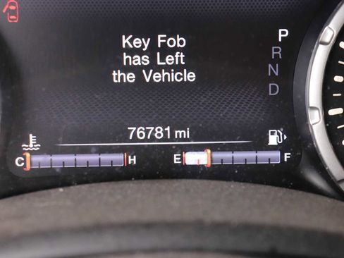 Used 2017 Jeep Renegade Trailhawk w/ Popular Equipment Group AWD/4WD image 11
