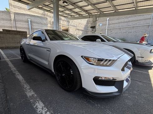 Used 2020 Ford Mustang Shelby GT350 w/ Technology Package RWD image 4