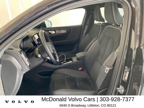 Used 2023 Volvo C40 P8 Recharge Ultimate AWD/4WD image 2