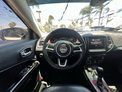 Used 2019 Jeep Compass Trailhawk AWD/4WD image 16