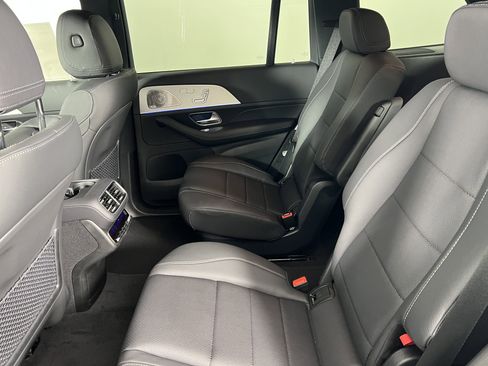 New 2026 Mercedes-Benz GLS 450 4MATIC image 21