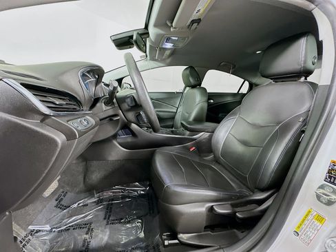 Used 2017 Chevrolet Volt Premier w/ Driver Confidence II Package image 22