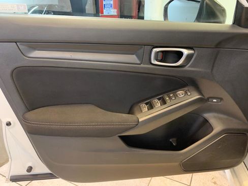 Used 2022 Honda Civic Sport image 14