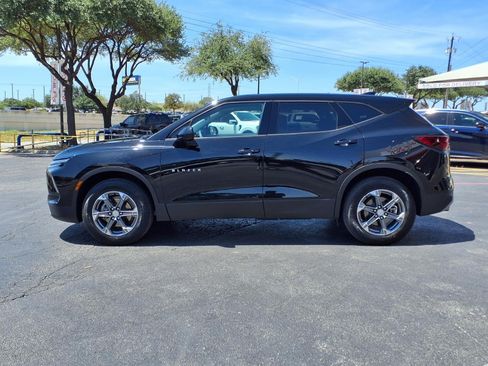 Used 2025 Chevrolet Blazer LT AWD/4WD image 8