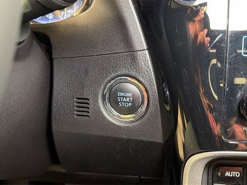 Used 2019 Toyota Corolla XSE image 22