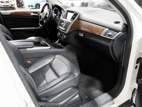 Used 2015 Mercedes-Benz ML 350 4MATIC image 24