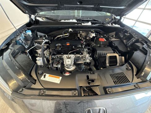 Used 2025 Honda HR-V EX-L image 18