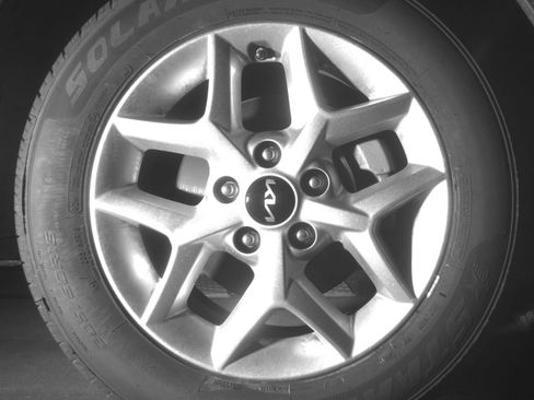 Used 2025 Kia Soul LX w/ LX Technology Package FWD image 24