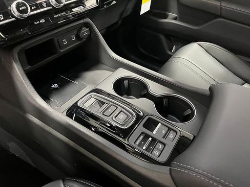 New 2026 Honda Pilot Touring image 17
