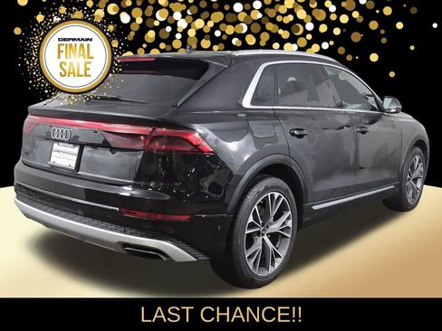 Used 2024 Audi Q8 Prestige w/ Prestige Package image 6