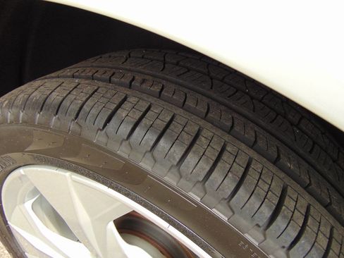 Used 2022 Audi Q5 2.0T Premium Plus w/ Premium Plus Package image 57