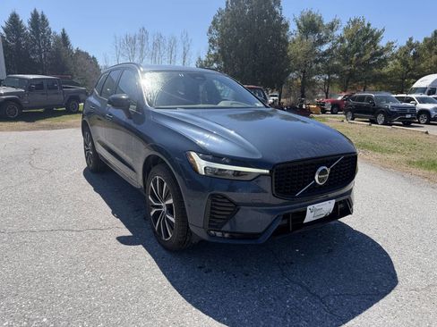Used 2024 Volvo XC60 B5 Plus AWD/4WD image 8