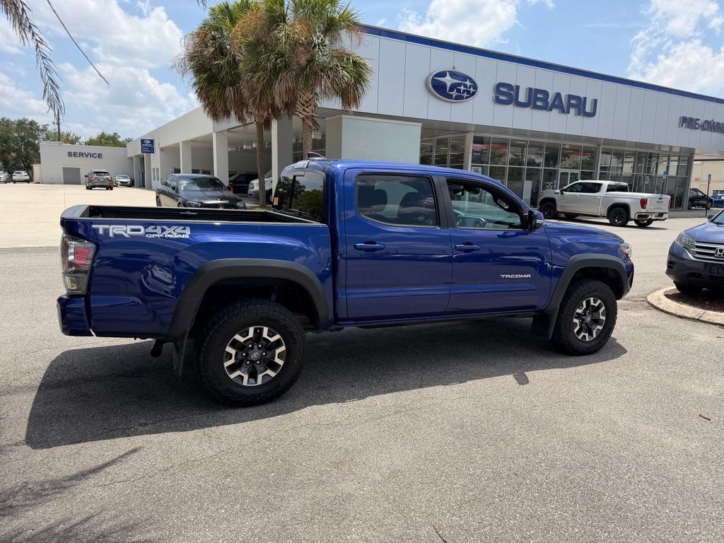 Used 2022 Toyota Tacoma TRD Off-Road w/ Technology Package AWD/4WD image 3