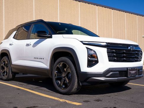 New 2026 Chevrolet Equinox LT w/ Midnight Edition image 2