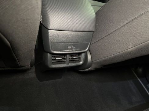 Used 2026 Chevrolet Equinox LT image 51