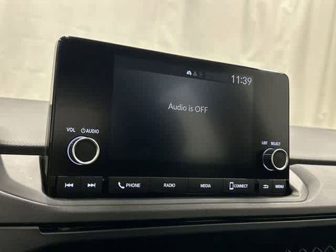 Certified 2025 Honda Accord SE image 21