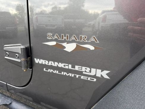 Used 2018 Jeep Wrangler Unlimited Sahara image 86