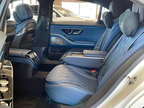 Used 2023 Mercedes-Benz S 580 4MATIC Sedan image 19