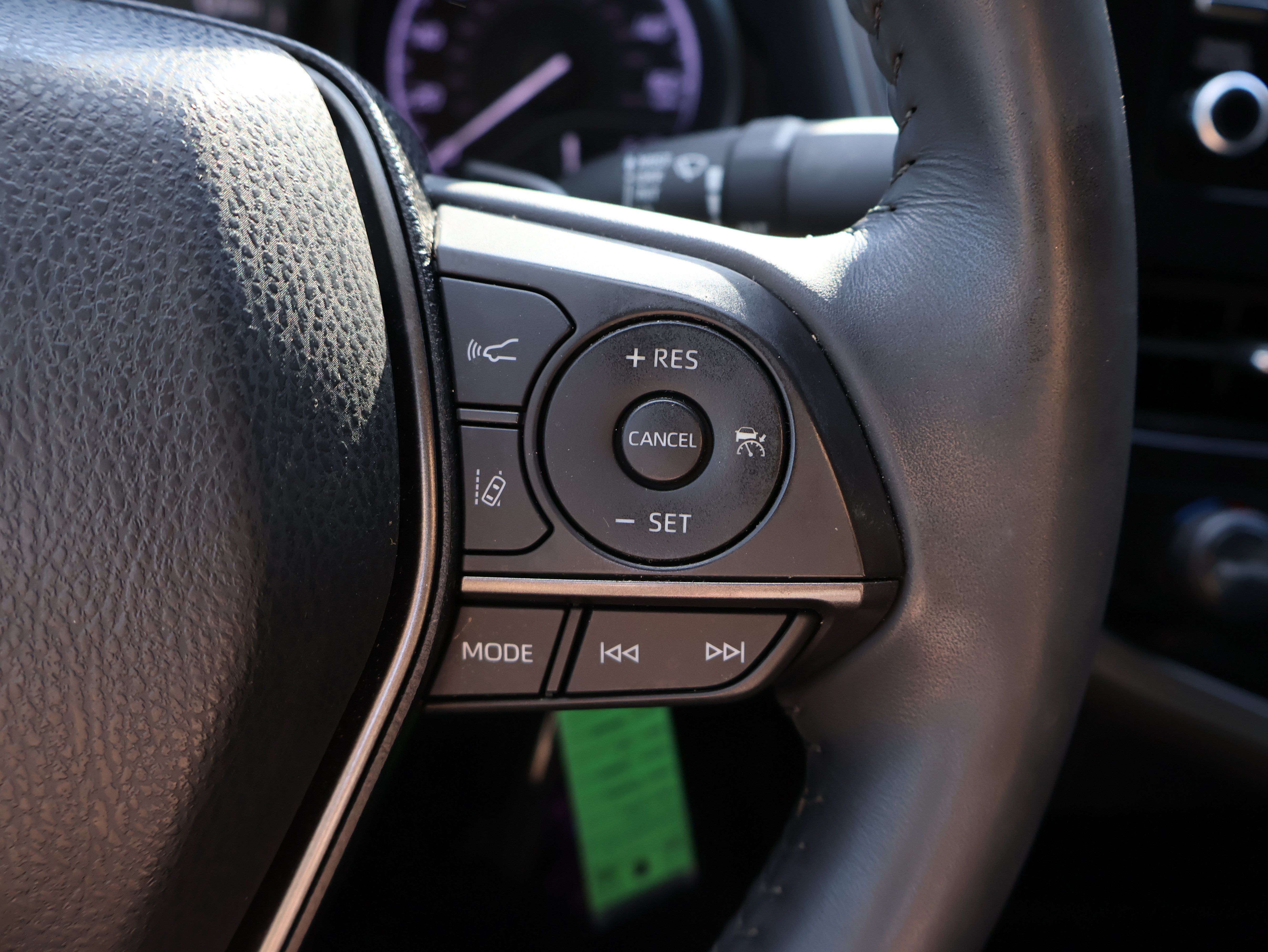 Used 2021 Toyota Camry SE FWD image 34