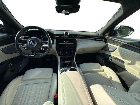 Used 2023 Maserati Grecale Modena image 20