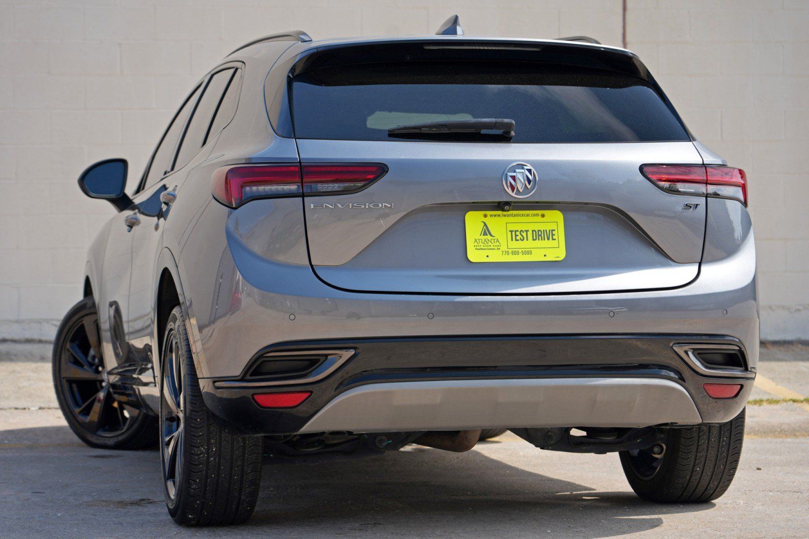 Used 2022 Buick Envision Essence w/ Sport Touring Package FWD image 5
