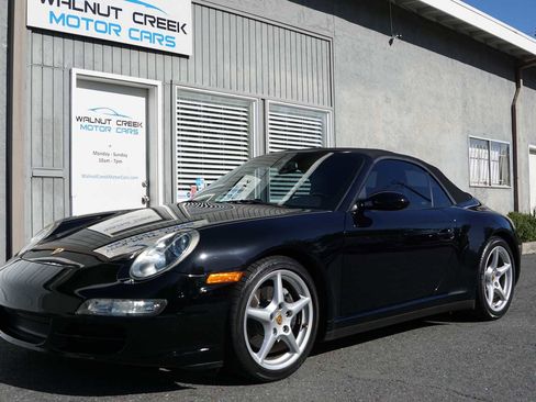 Used 2006 Porsche 911 Carrera 4 image 4