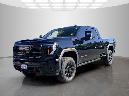 Used 2025 GMC Sierra 2500 AT4 w/ AT4 Premium Plus Package AWD/4WD image 1