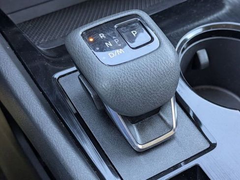 Used 2024 Nissan Rogue SV image 21