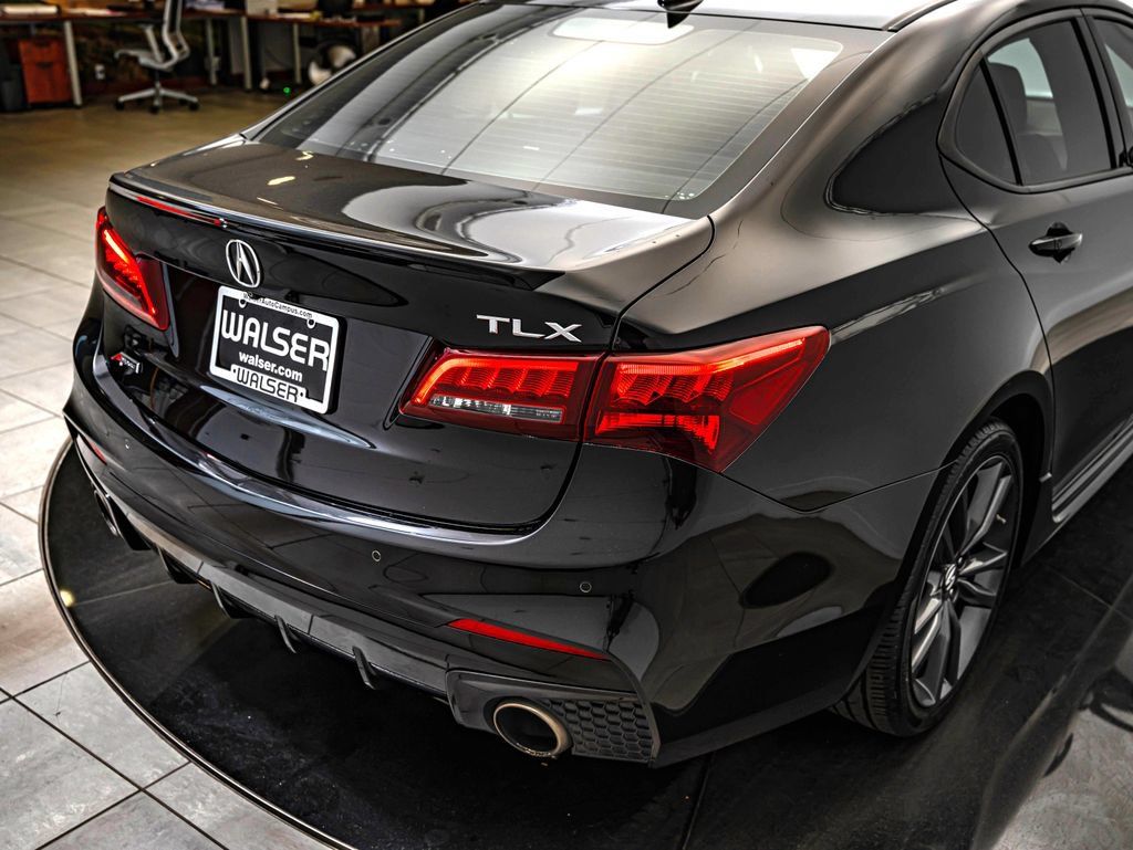 Used 2019 Acura TLX w/ Technology & A-SPEC Package FWD image 15