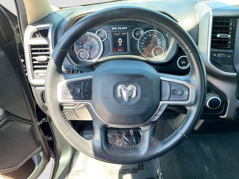 Used 2019 RAM 1500 Big Horn AWD/4WD image 11
