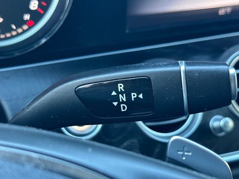 Used 2018 Mercedes-Benz E 300 4MATIC image 21