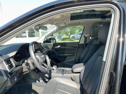 Used 2019 Audi Q5 2.0T Premium Plus w/ Premium Plus Package image 11