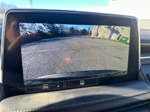 Used 2021 Chevrolet Tahoe Premier image 17