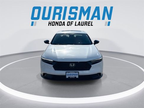 New 2025 Honda Accord SE image 3