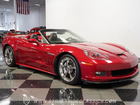 Used 2012 Chevrolet Corvette Grand Sport w/ 3LT Preferred Equipment Group RWD image 17