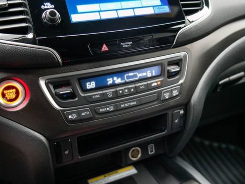Certified 2023 Honda Passport TrailSport image 26