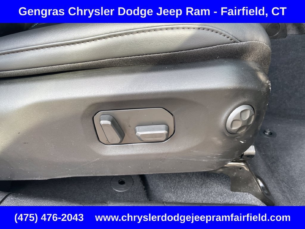 Used 2024 Jeep Wrangler High Altitude AWD/4WD image 23