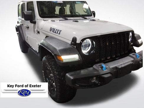 Used 2023 Jeep Wrangler Unlimited w/ Cold Weather Group AWD/4WD image 2