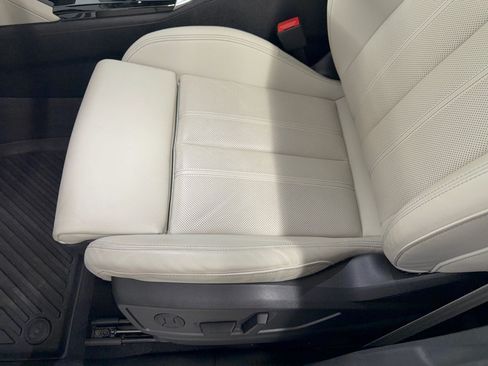 Used 2026 Audi Q5 Premium Plus AWD/4WD image 16